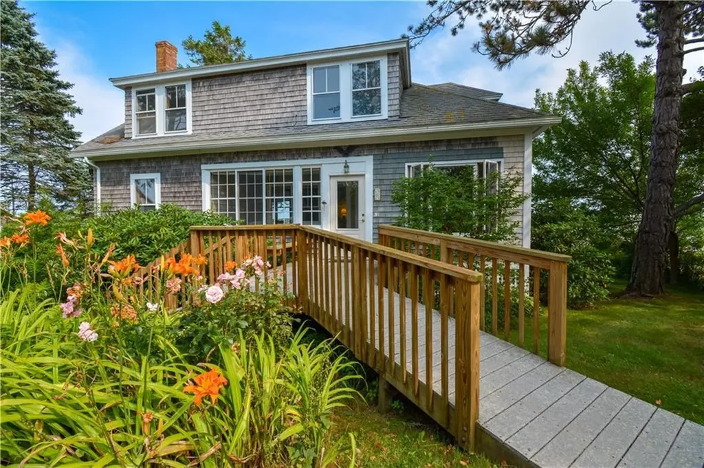 51 Potts Point Road Harpswell ME 04079