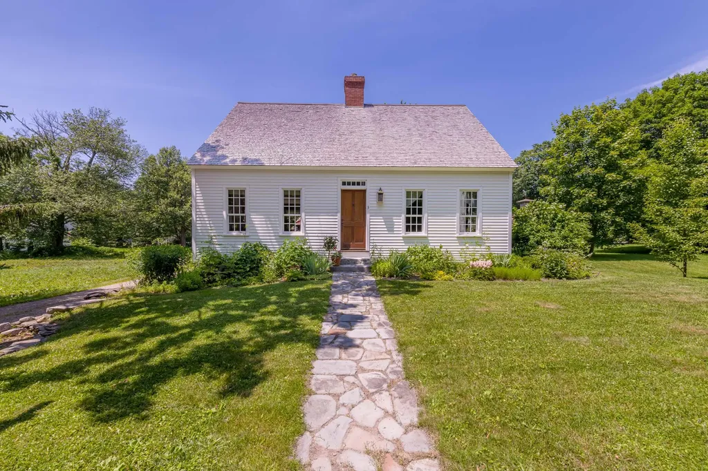 3 Park Street Kennebunk ME 04043