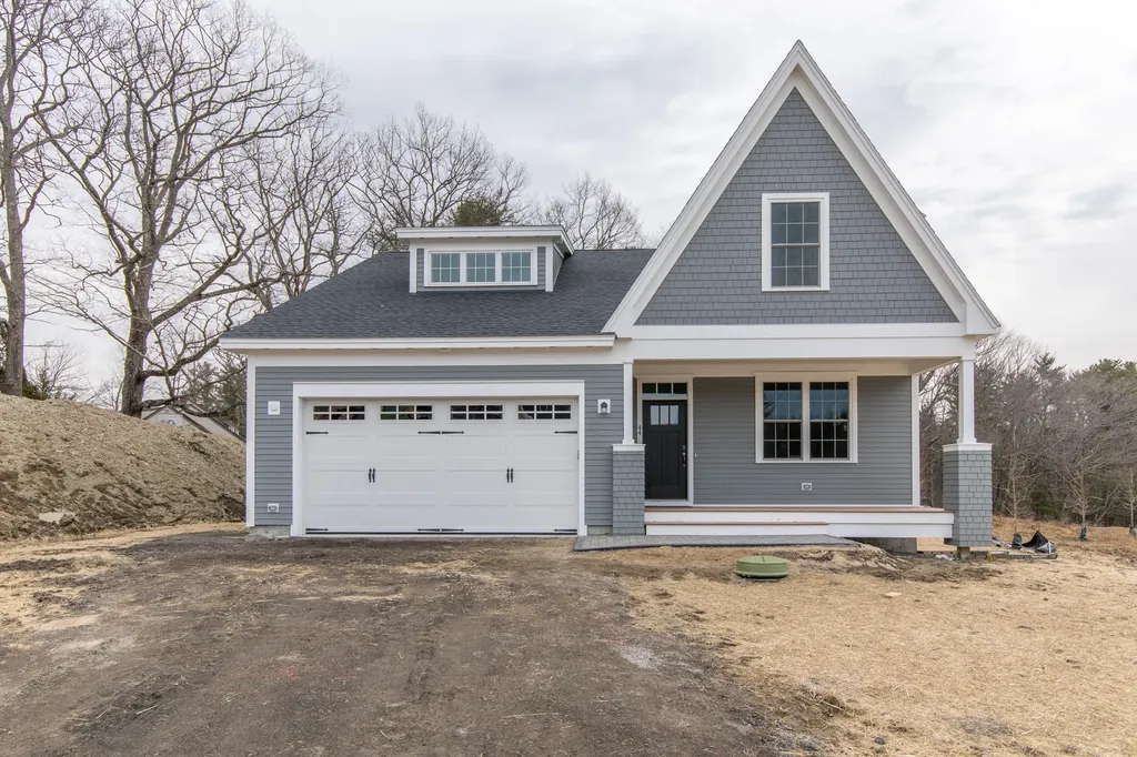 44 Black Sparrow Drive Portland ME 04102
