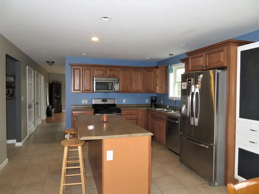581 Hampden Road Carmel ME 04419