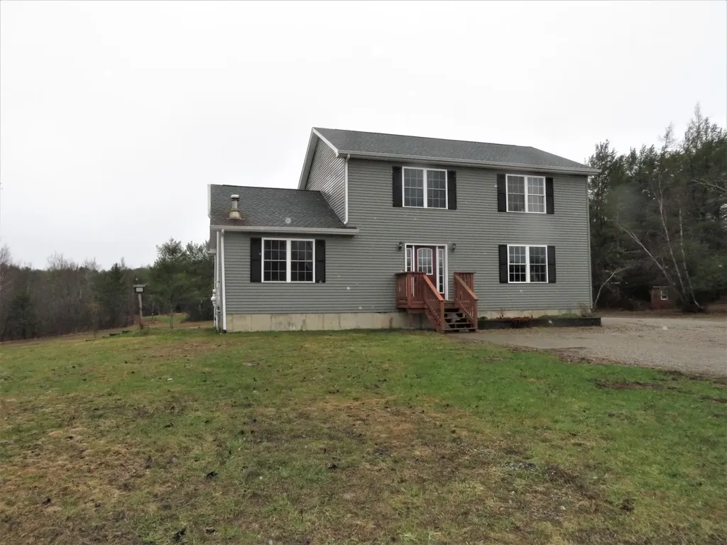 581 Hampden Road Carmel ME 04419