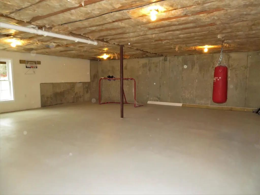 581 Hampden Road Carmel ME 04419