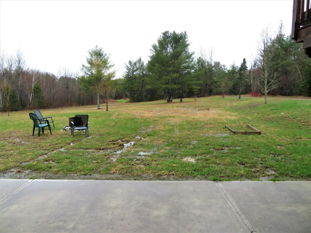 581 Hampden Road Carmel ME 04419