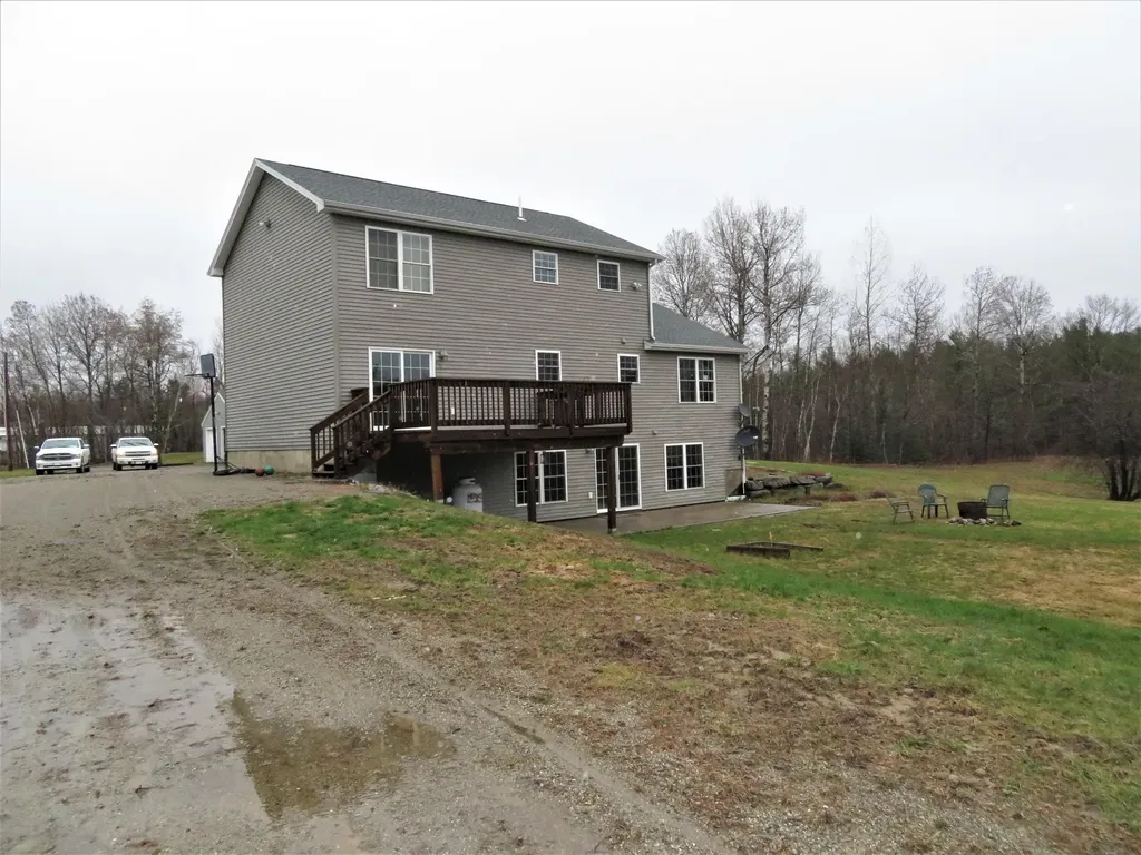 581 Hampden Road Carmel ME 04419