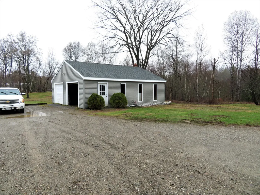 581 Hampden Road Carmel ME 04419