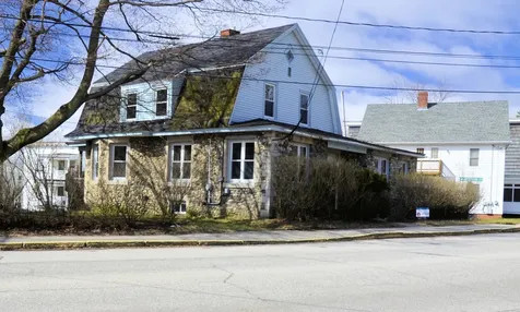 179 Sabattus Street Lewiston ME 04240