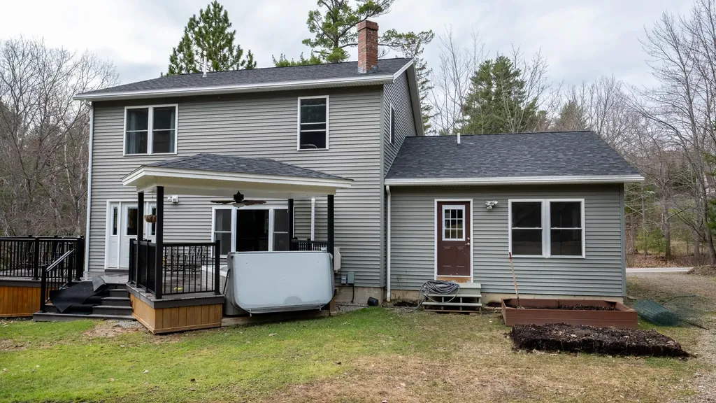 73 Papermill Road Hampden ME 04444