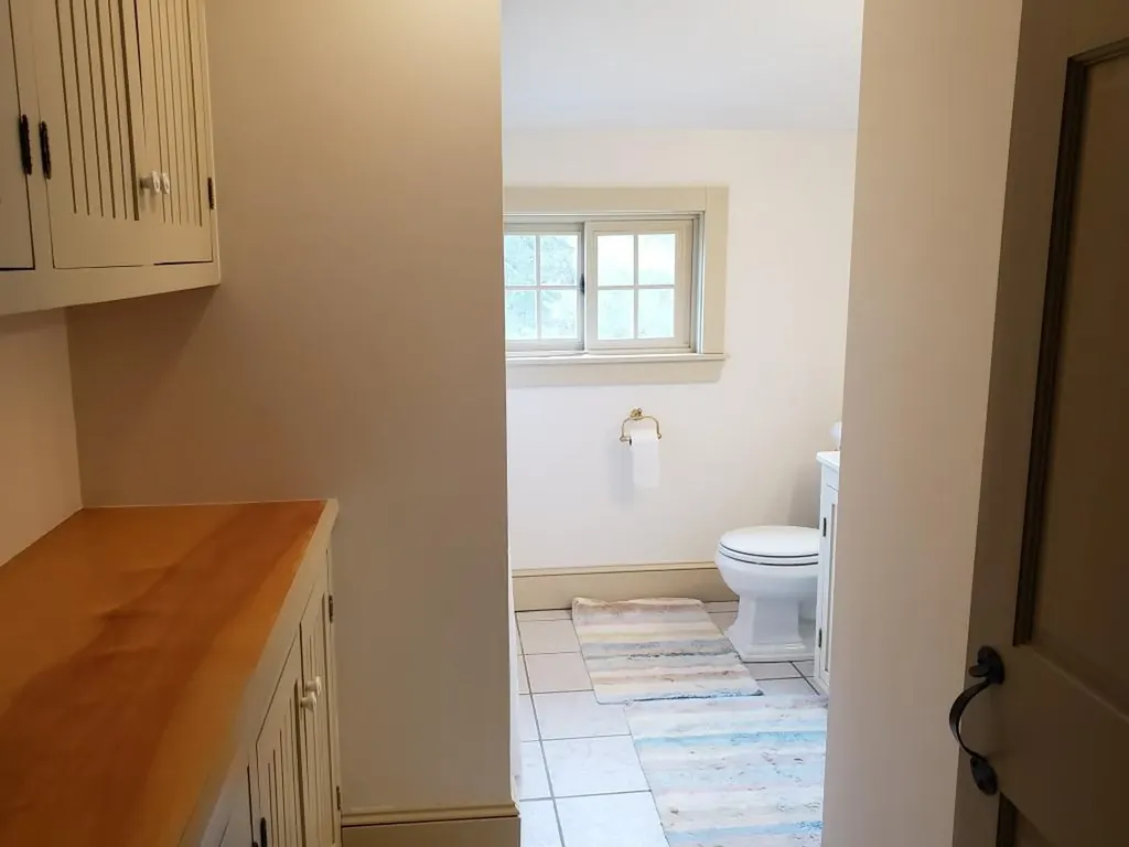 15 Gordon Road New Sharon ME 04955