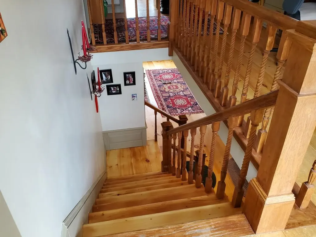15 Gordon Road New Sharon ME 04955