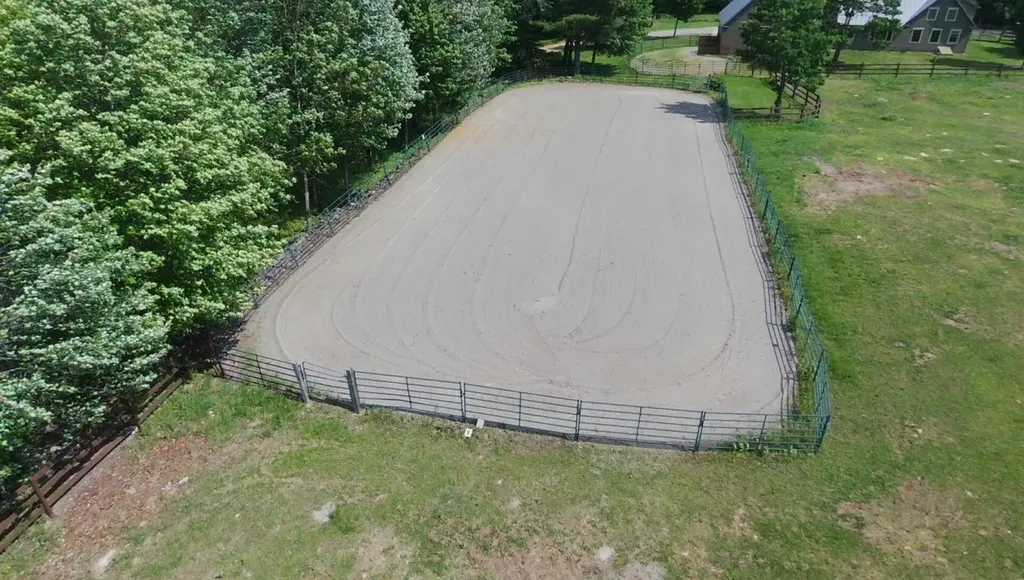 15 Gordon Road New Sharon ME 04955