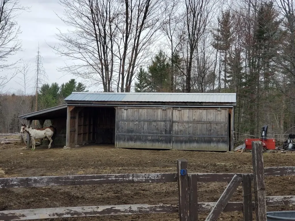 15 Gordon Road New Sharon ME 04955