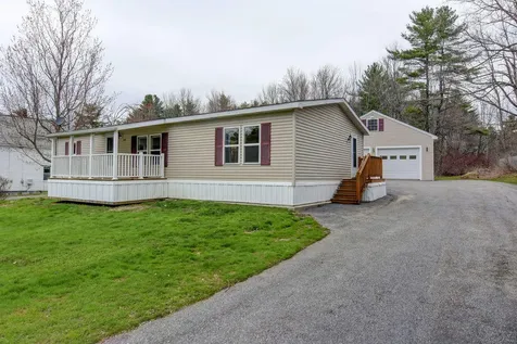 317 Blue Road Monmouth ME 04259