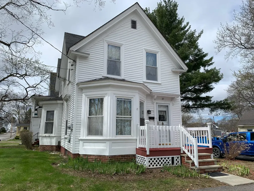 37 North Street Bangor ME 04401