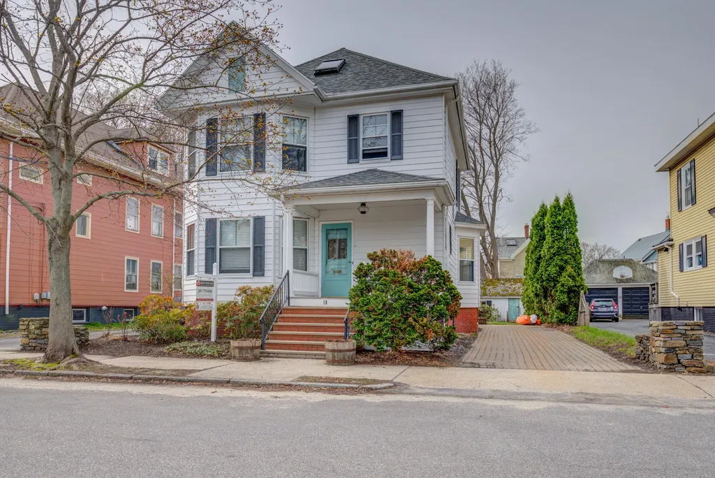 18 Orkney Street Portland ME 04103