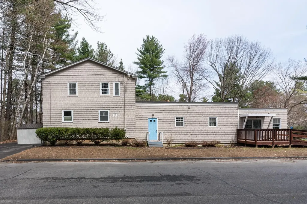 11 King Street Augusta ME 04330