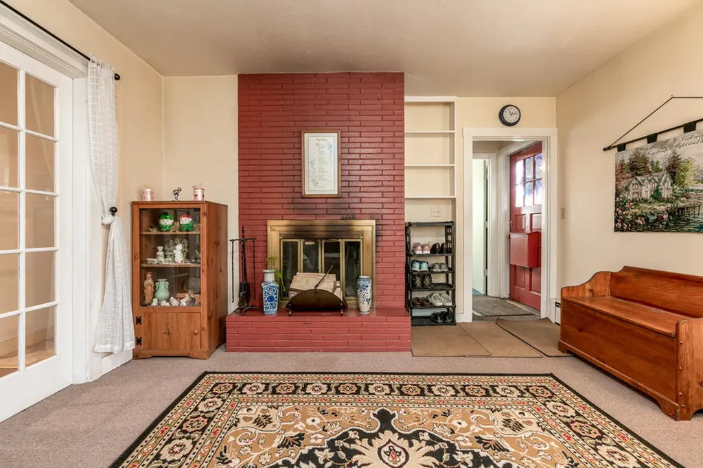 11 King Street Augusta ME 04330