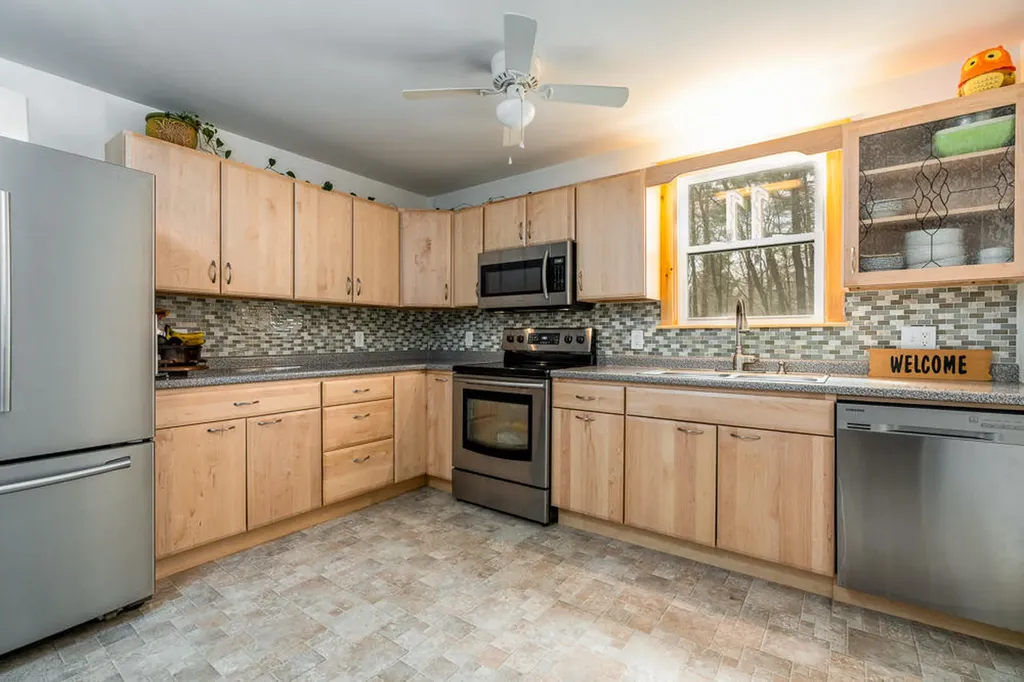 11 King Street Augusta ME 04330