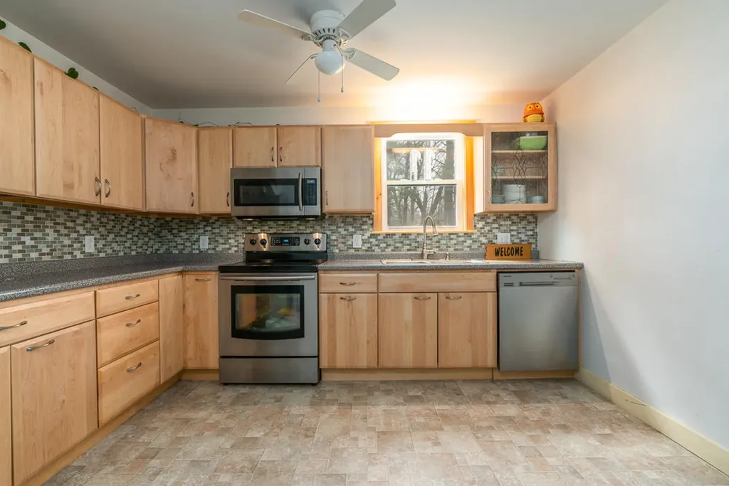 11 King Street Augusta ME 04330