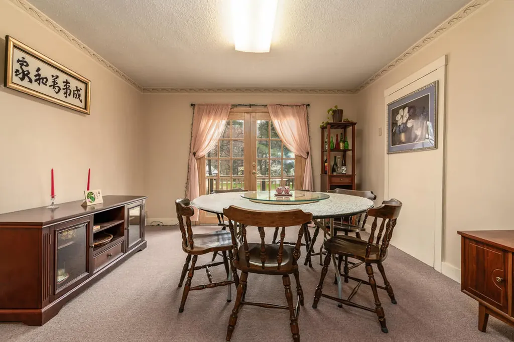 11 King Street Augusta ME 04330