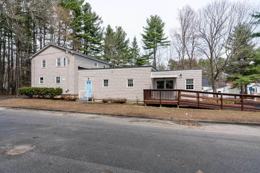 11 King Street Augusta ME 04330