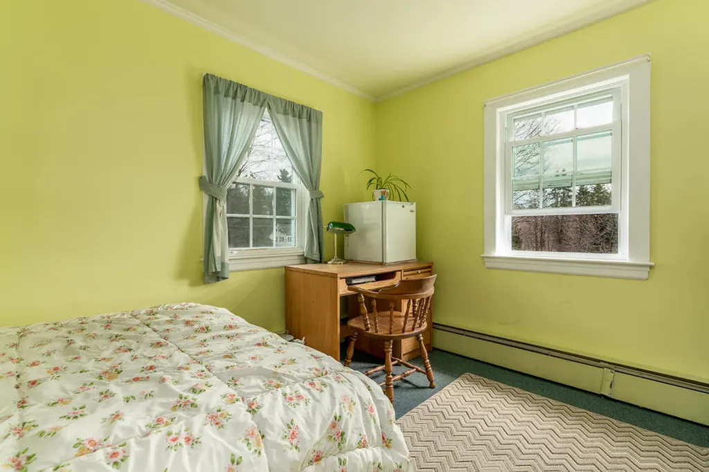 11 King Street Augusta ME 04330