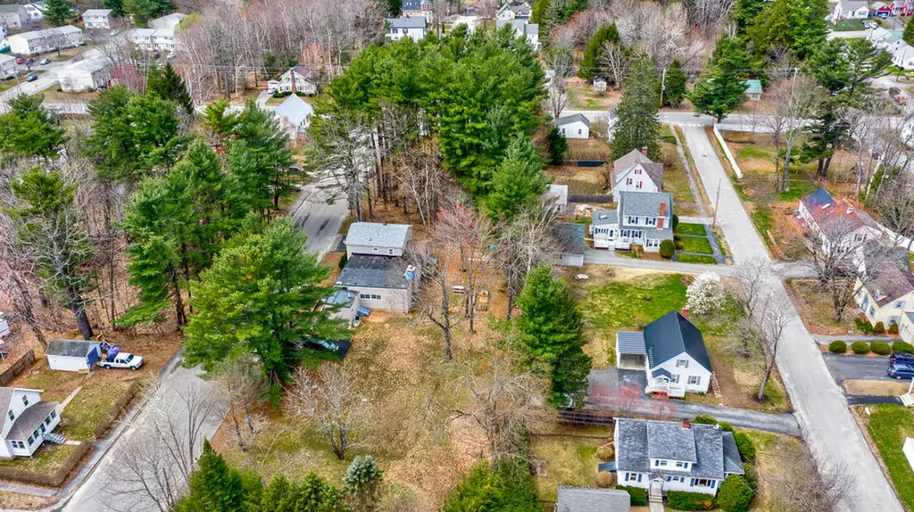 11 King Street Augusta ME 04330