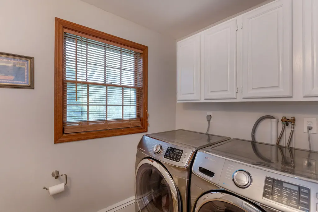 87 Sunset Cove Road Harpswell ME 04079