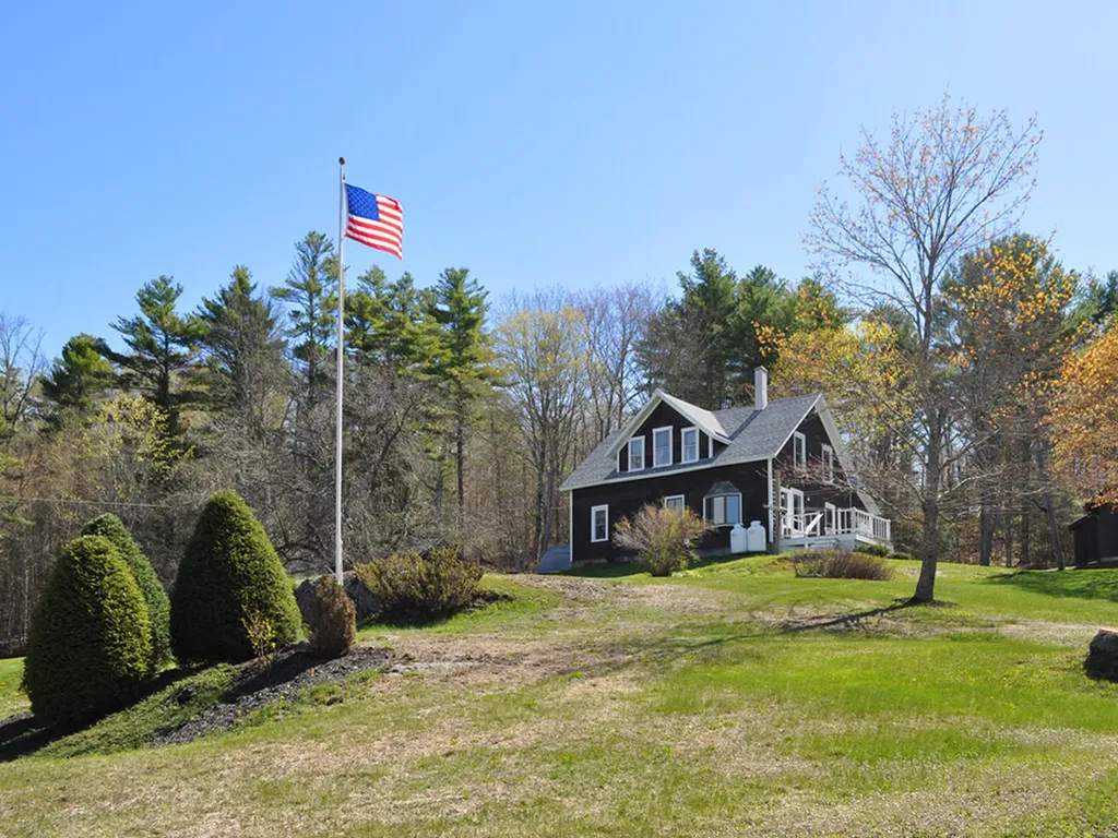 39 Baldwin Road Nobleboro ME 04555