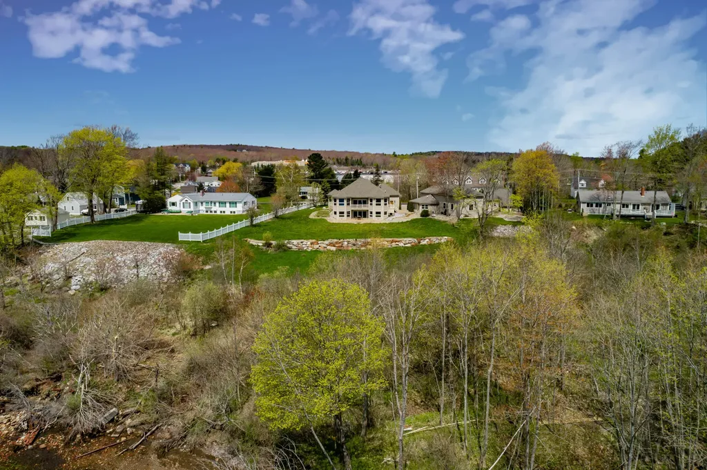 87 Waldo Avenue Rockland ME 04841
