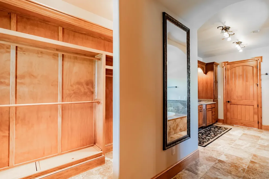 87 Waldo Avenue Rockland ME 04841