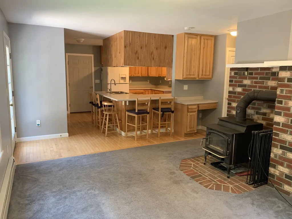 23 Youngs Lane Old Town ME 04468