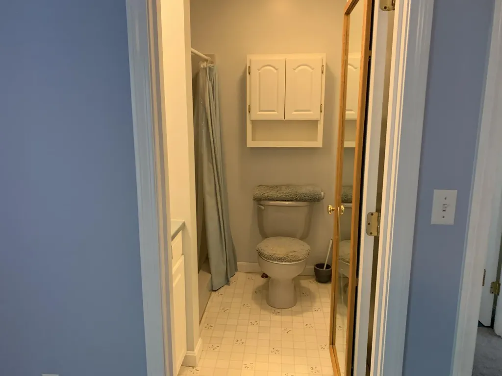 23 Youngs Lane Old Town ME 04468