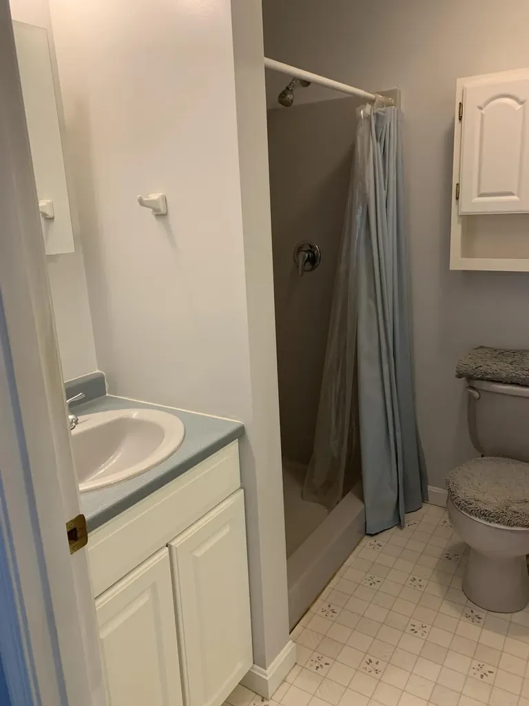 23 Youngs Lane Old Town ME 04468