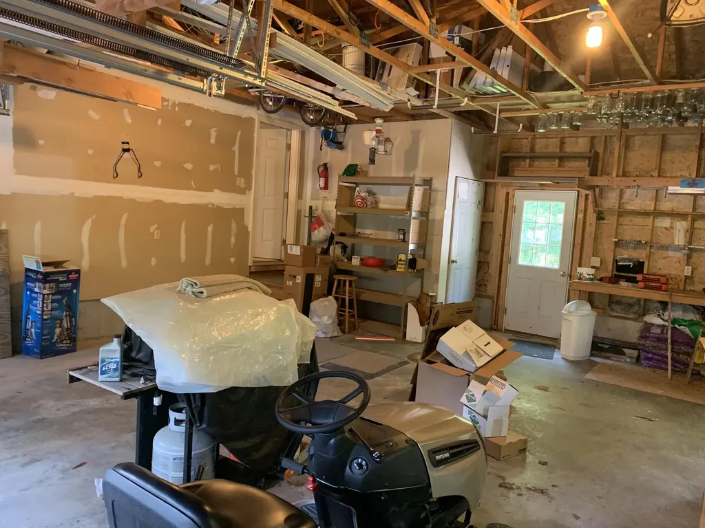 23 Youngs Lane Old Town ME 04468