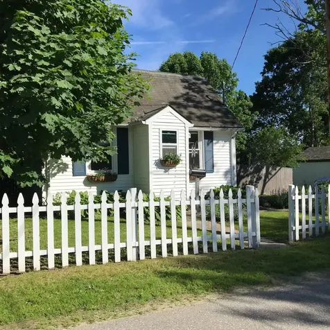 27 Knott Street Rockland ME 04841