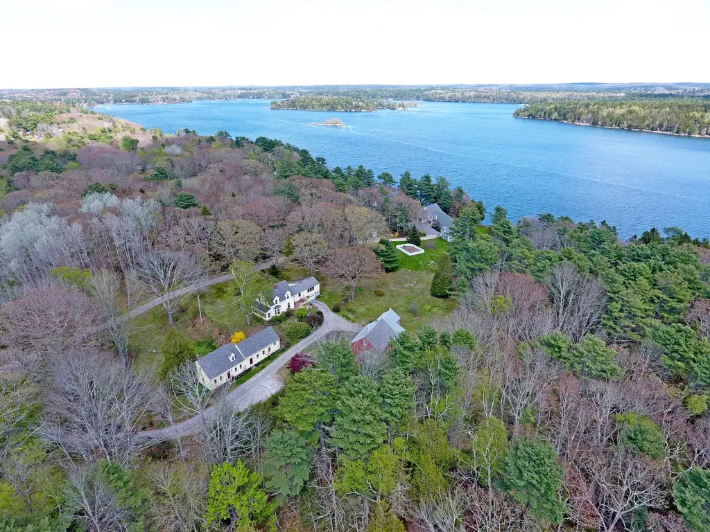 23 Hog Tide Lane Harpswell ME 04079