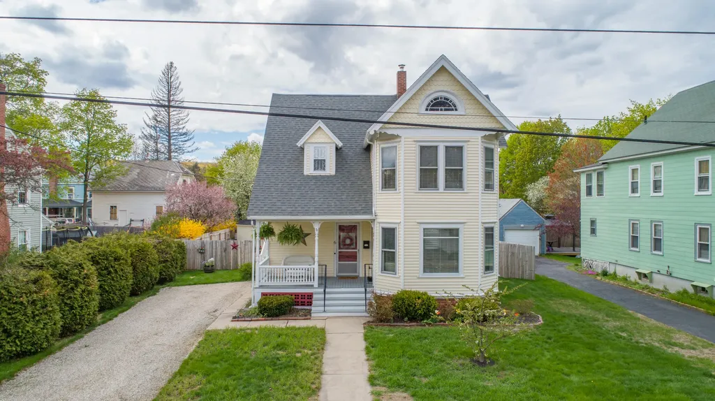 6 Summer Street Sanford ME 04073