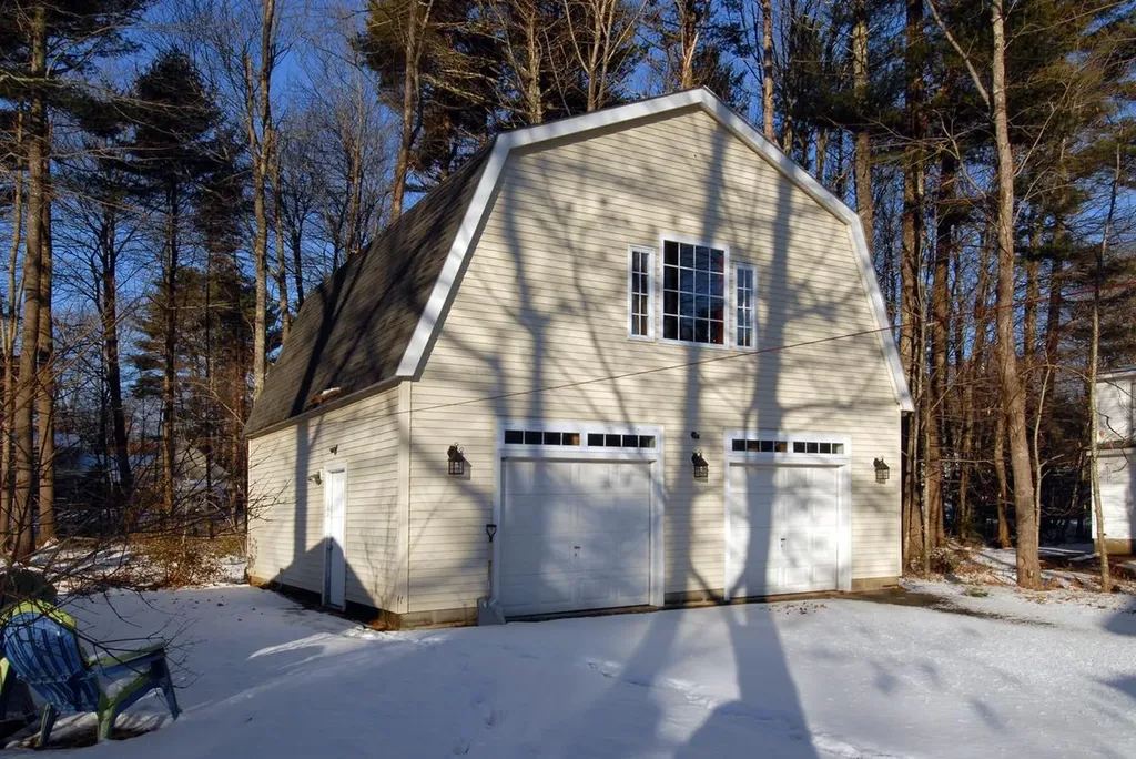13 Simpson Street Wells ME 04090