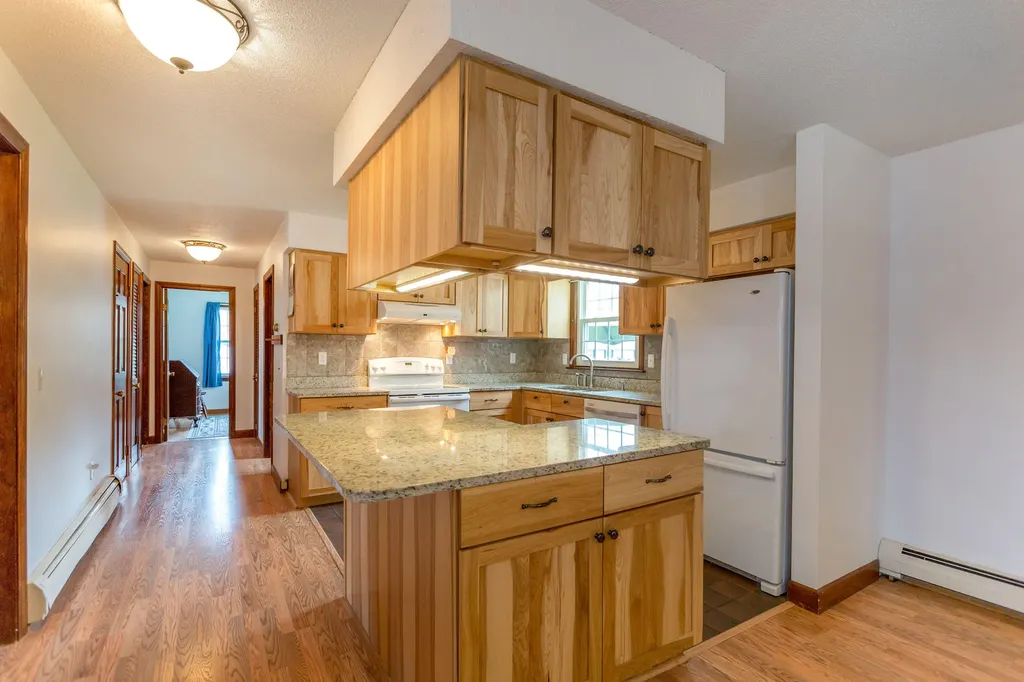 2 Mayfair Circle Augusta ME 04330
