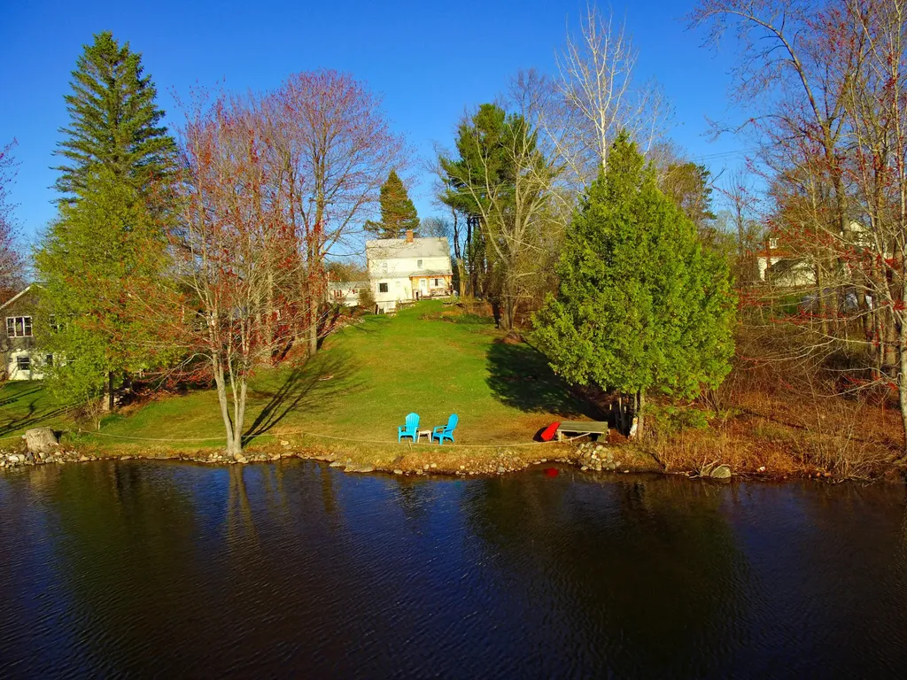18 Coady Lane Winthrop ME 04364