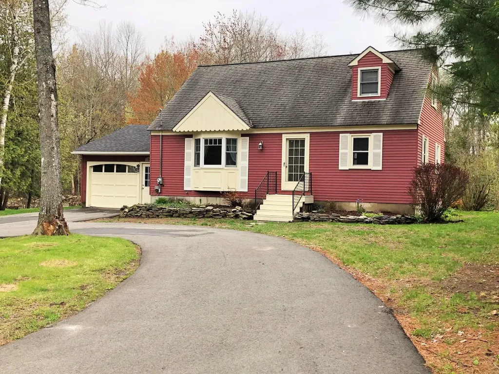 26 Oak Hill Drive Oakland ME 04963