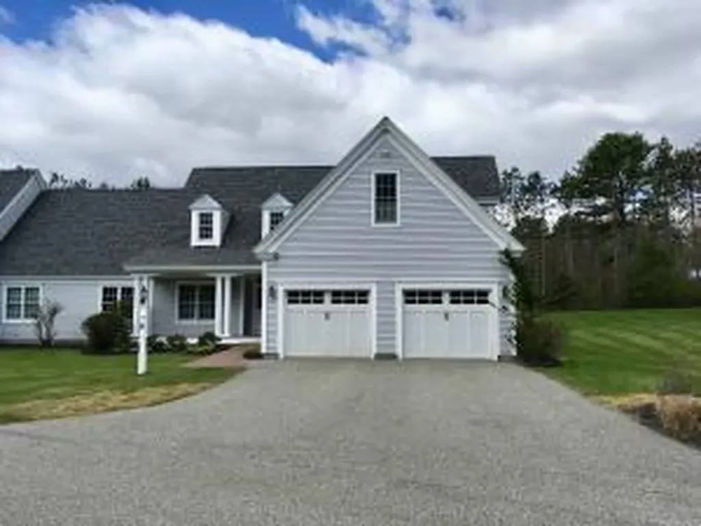6 Winding Creek Lane Freeport ME 04032