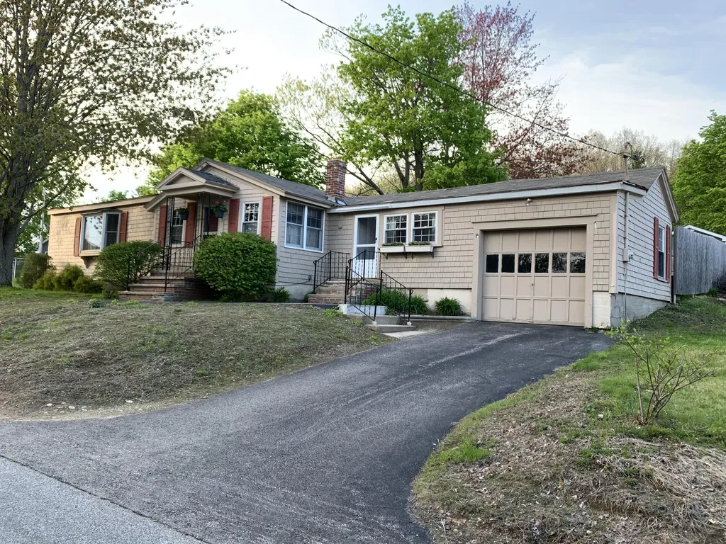 7 Whitman Street Sanford ME 04073
