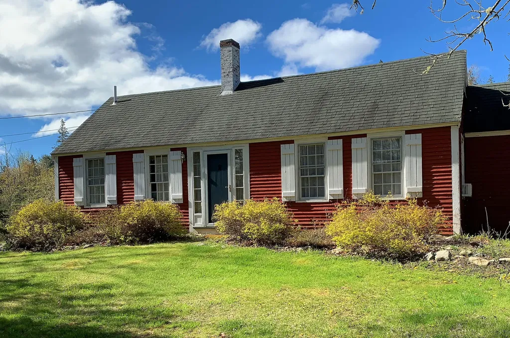 137 Reach Road Deer Isle ME 04627