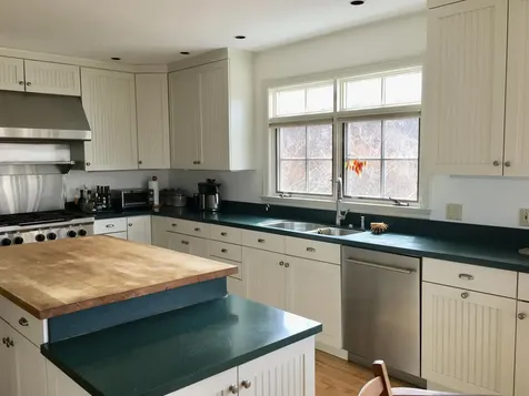 12 Leos Lane Vinalhaven ME 04863