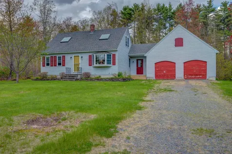 8 Deborah Lane Standish ME 04085