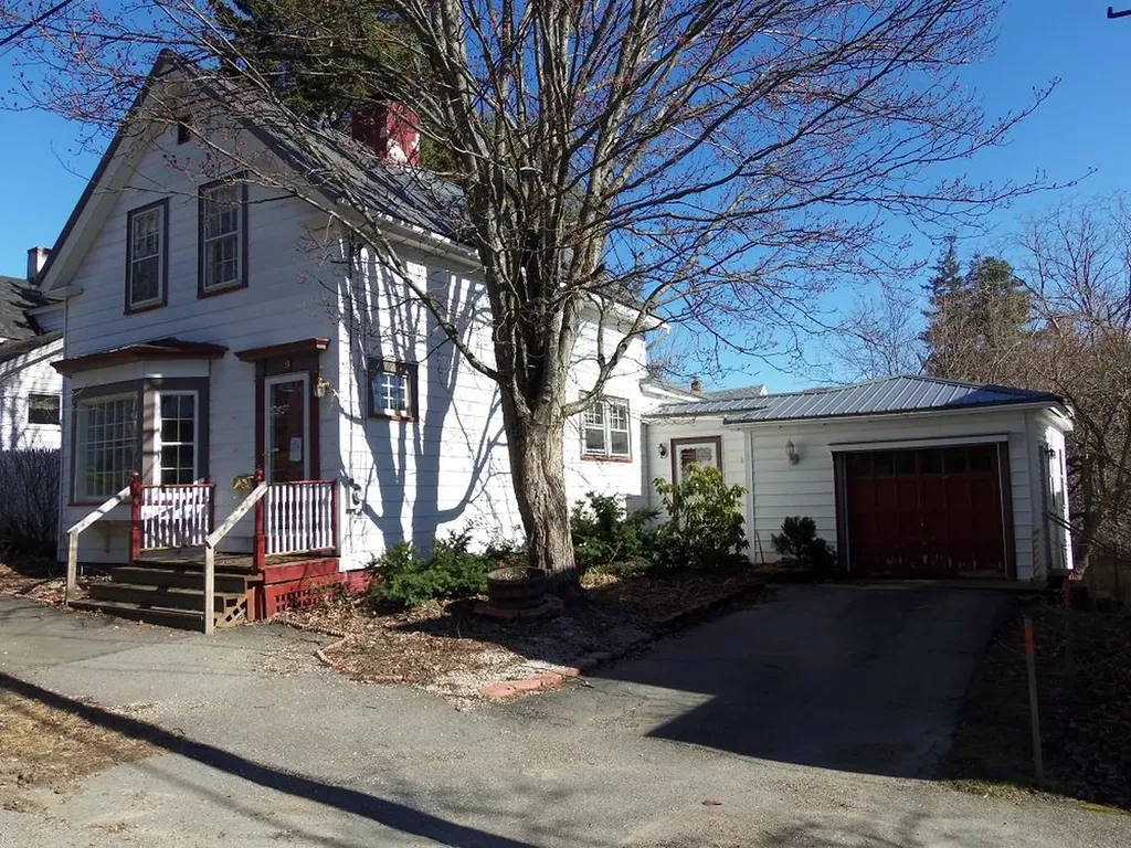 9 Madison Street Bangor ME 04401