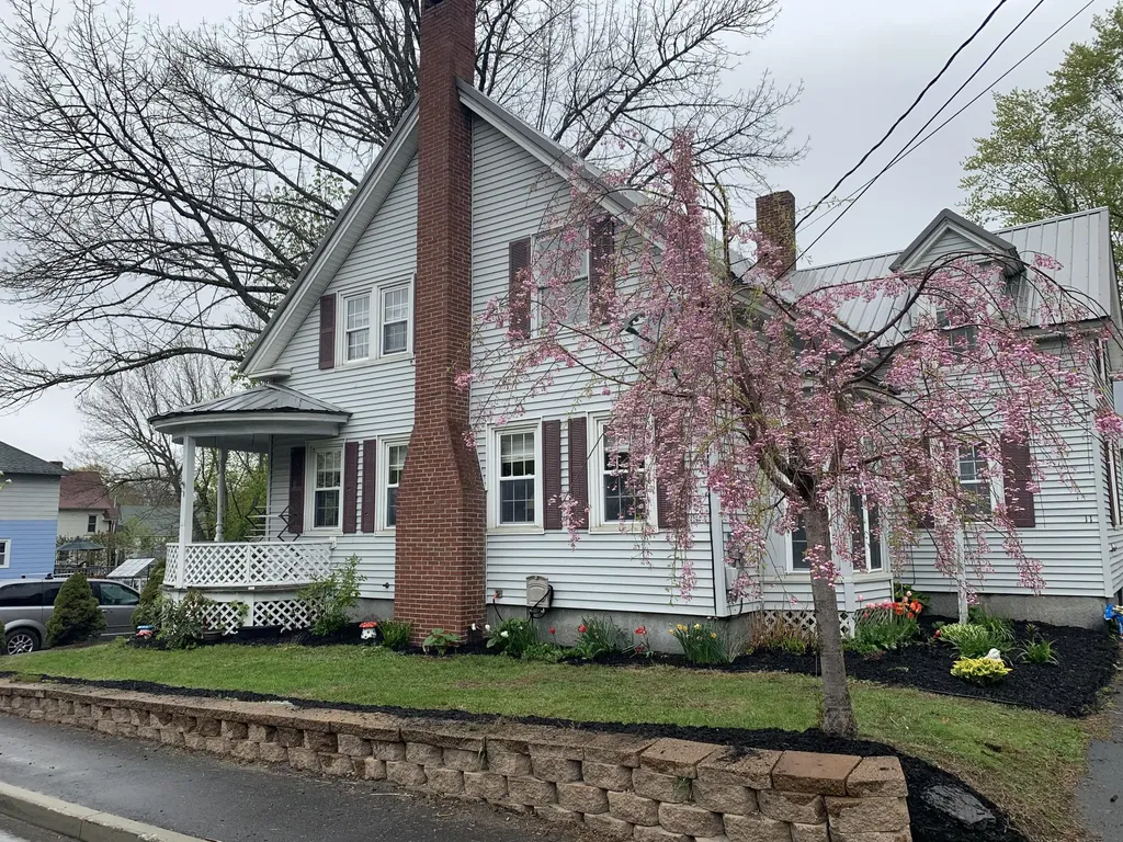 11 Patterson Street Augusta ME 04330