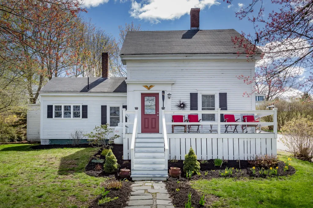 24 Atlantic Avenue Boothbay Harbor ME 04538