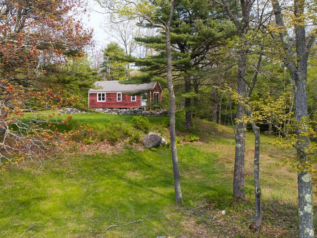 34 Brook Lane Damariscotta ME 04543